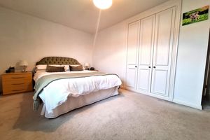 Bedroom - click for photo gallery